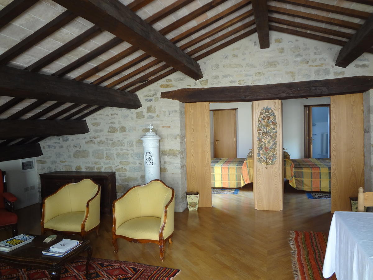 Castello Di Magrano Guest House Carbonesca ภายนอก รูปภาพ