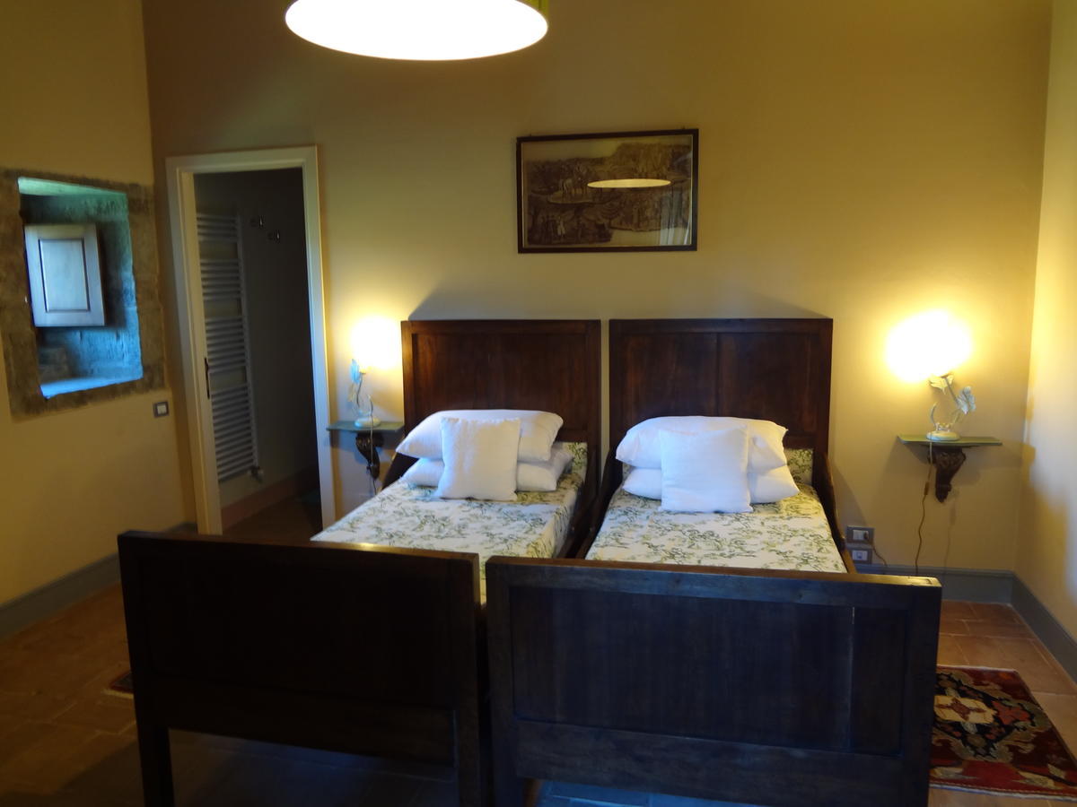 Castello Di Magrano Guest House Carbonesca ห้อง รูปภาพ